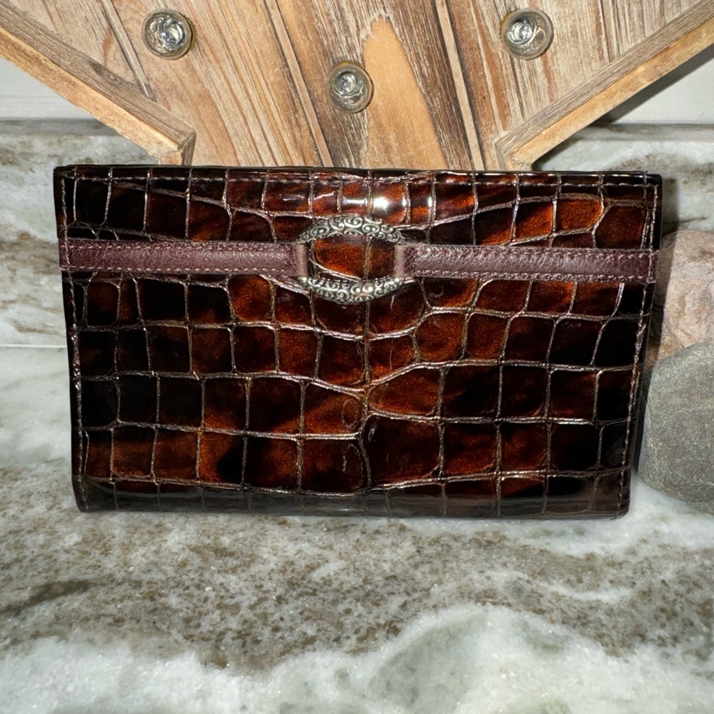 Brighton Jetson Folio Croc Embossed Patent Leather Passport Wallet